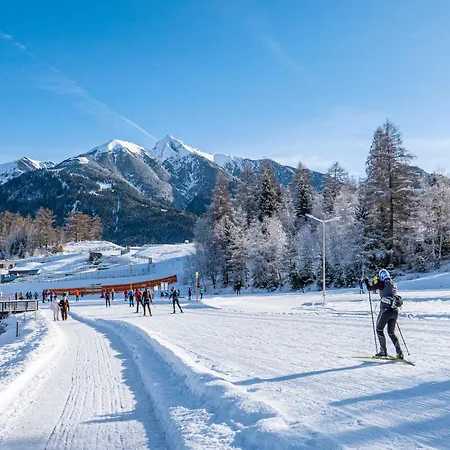 兰德海大公寓 公寓